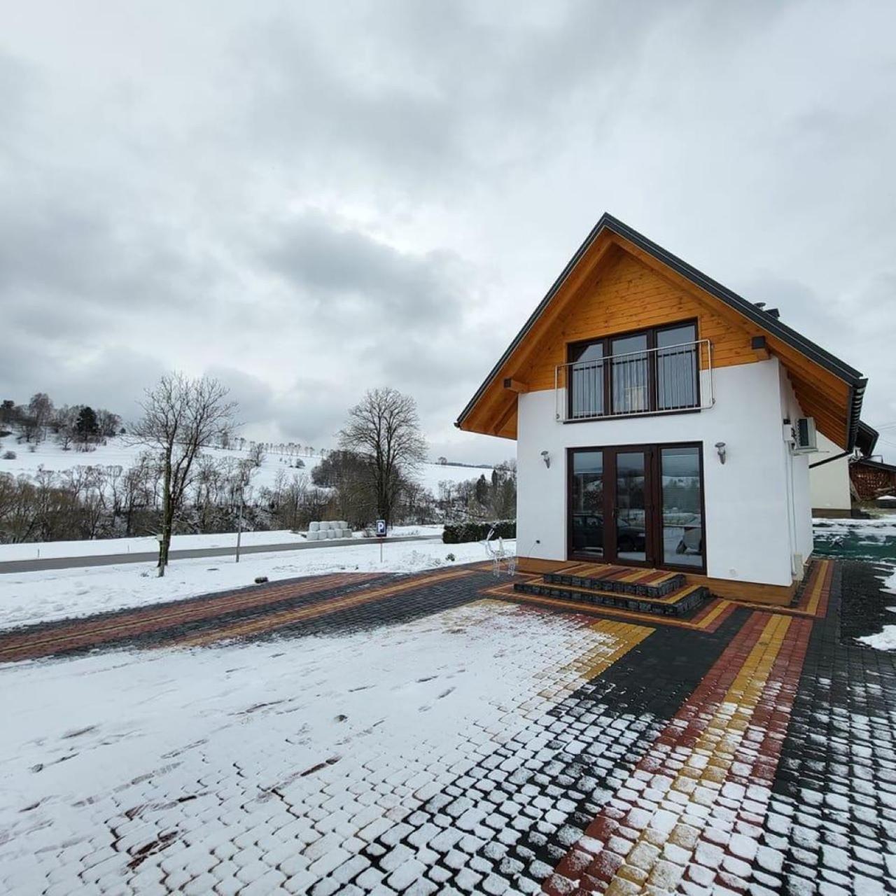 Bieszczadzki Staw - Bieszczadski Wankowa Holiday home *